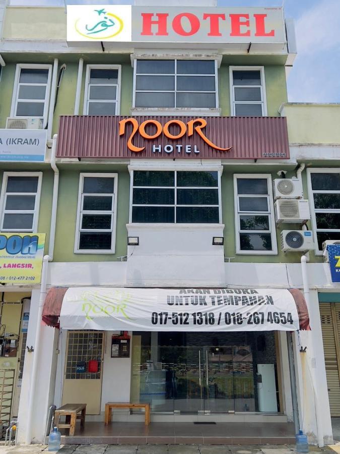 Noor Hotel Kangar Exterior foto