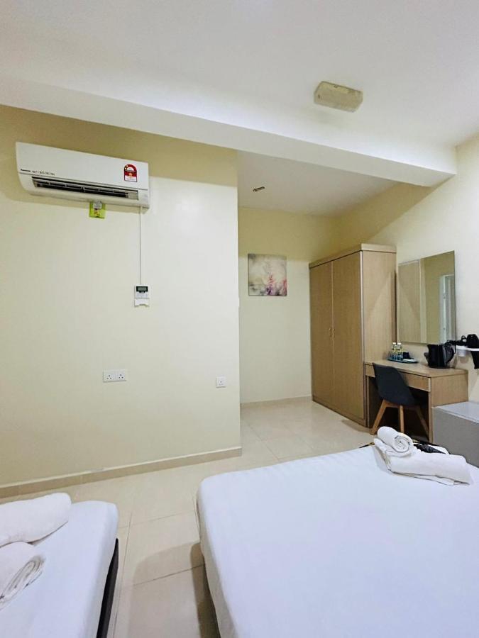 Noor Hotel Kangar Exterior foto